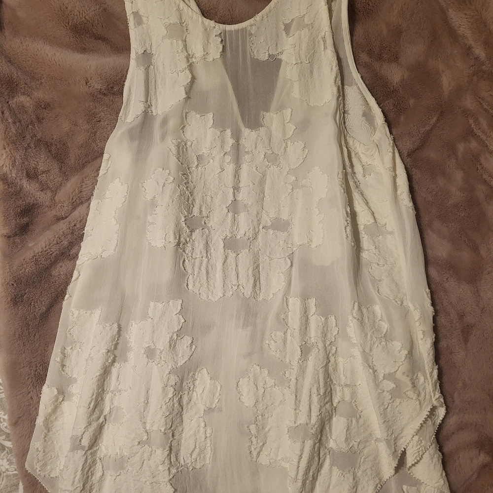 WILFRED top. Large.